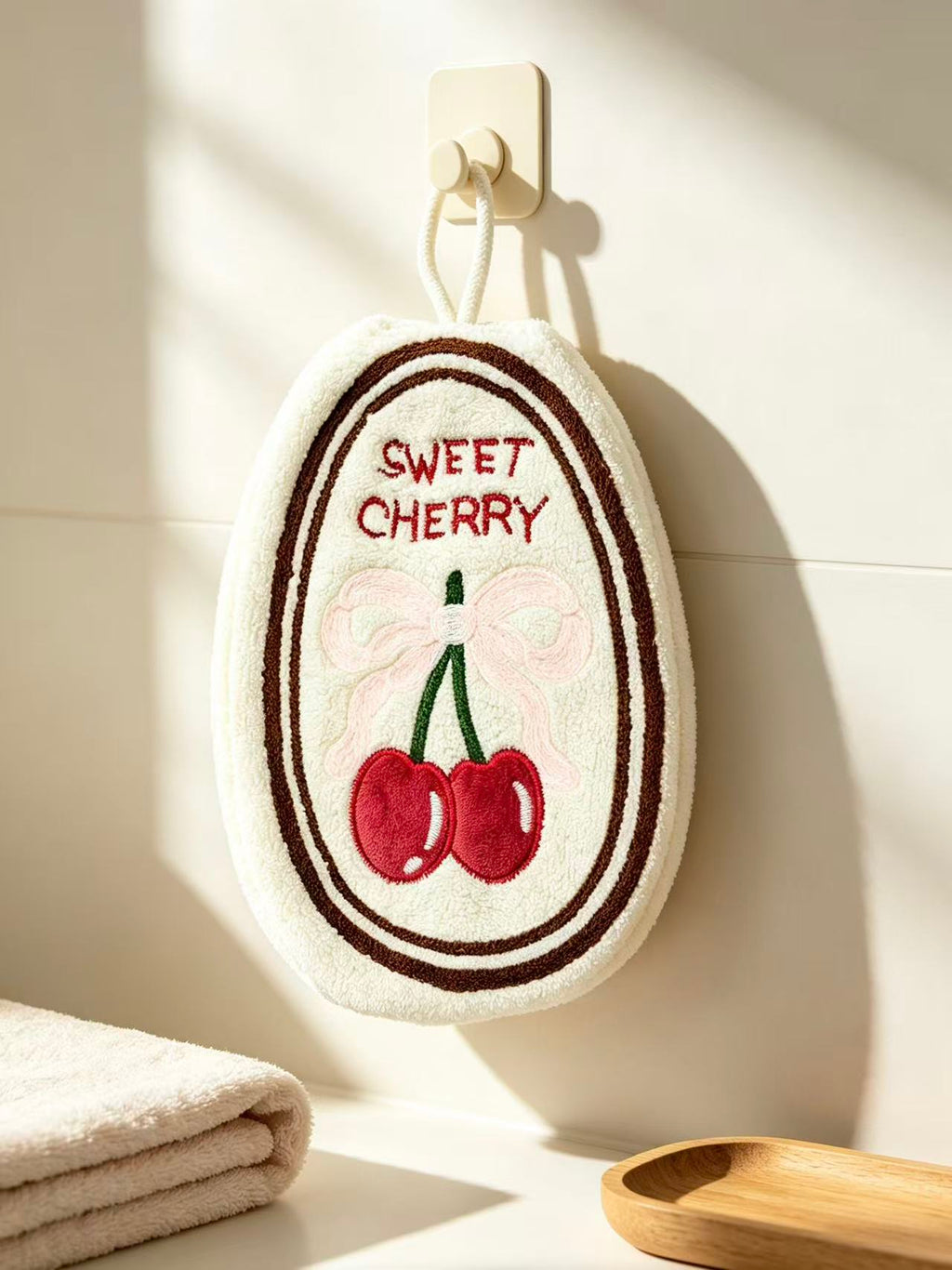 Towique Embroidered Cherry Oval Hand Towel – Absorbent Coral Fleece Kitchen Decor